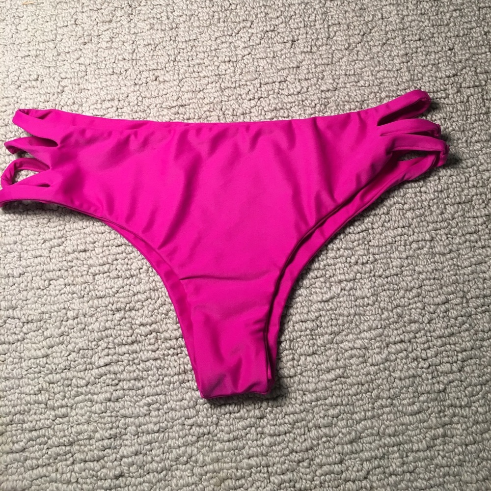Magenta Bottoms