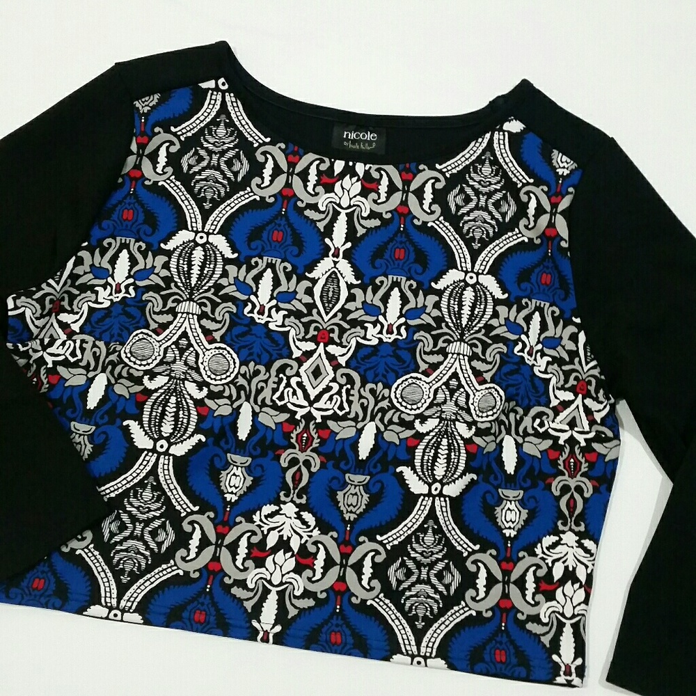 Nicole Miller Cropped Top