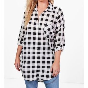 BOOHOO SZ 20 gingham oversized shirt NWT