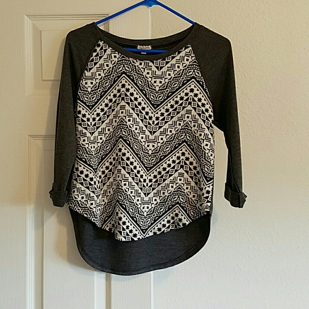 Eyeshadow 3/4 sleeve