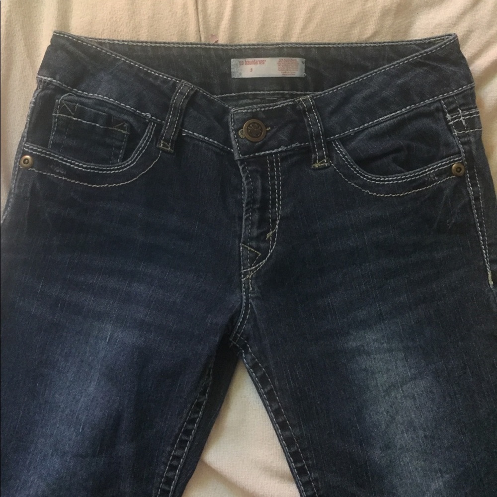 No boundaries size 5 bootcut jeans