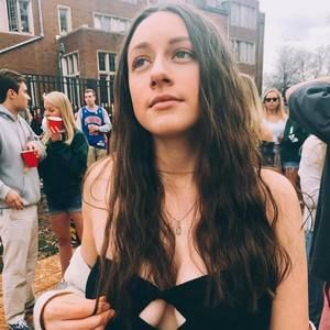 Meet your Posher, Brooke