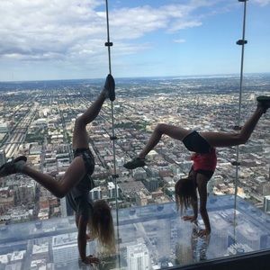 Meet your Posher, Landry