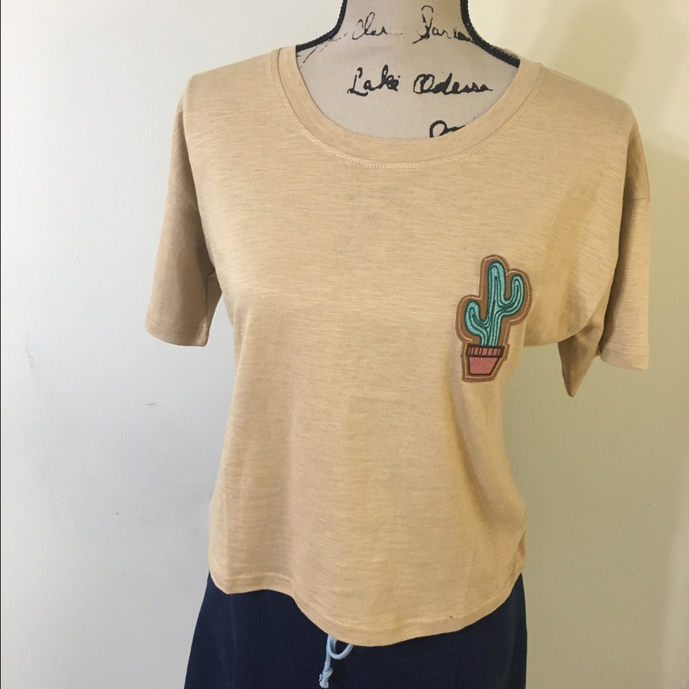 🌈👽Cactus Patch Cropped Tee