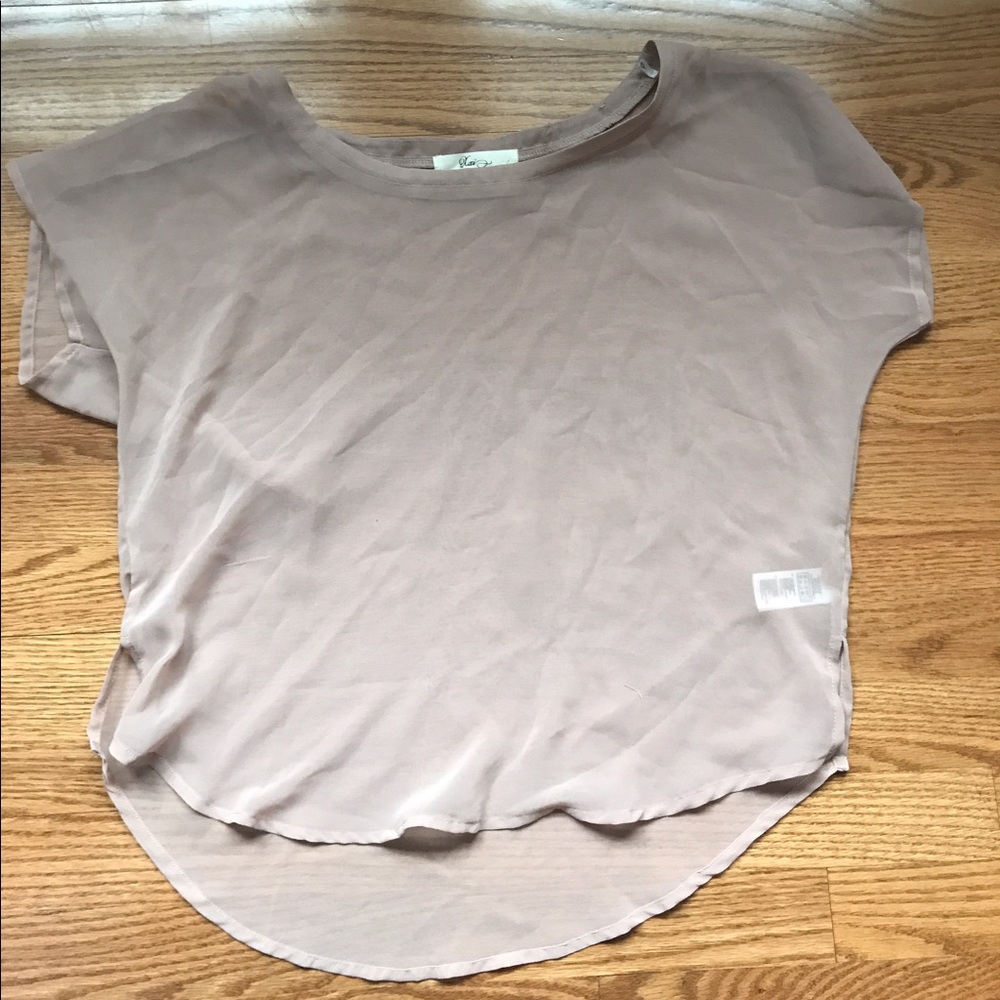 Nice sheer naxi top