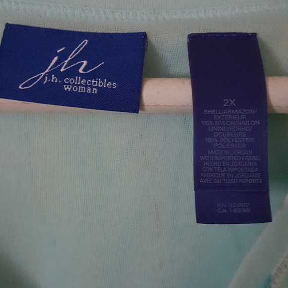 💕JH Collectibles mock wrap top - Picture 3 of 4