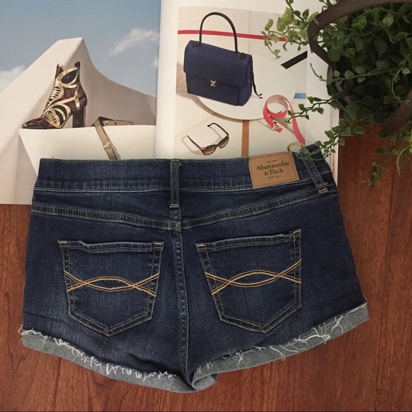 A&F Distressed Denim Shorts - Picture 2 of 3