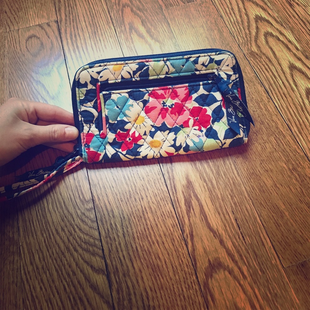 Vera Bradley wallet wristlet