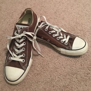 Brown Converse