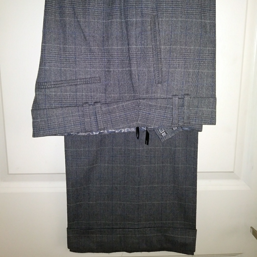 Ted Baker sz 3 no stains holes pets and smokefree