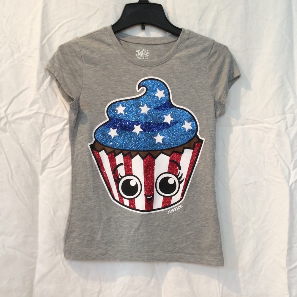 Red white and blue tee