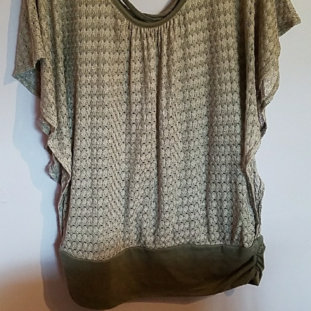 Gray sparkly top