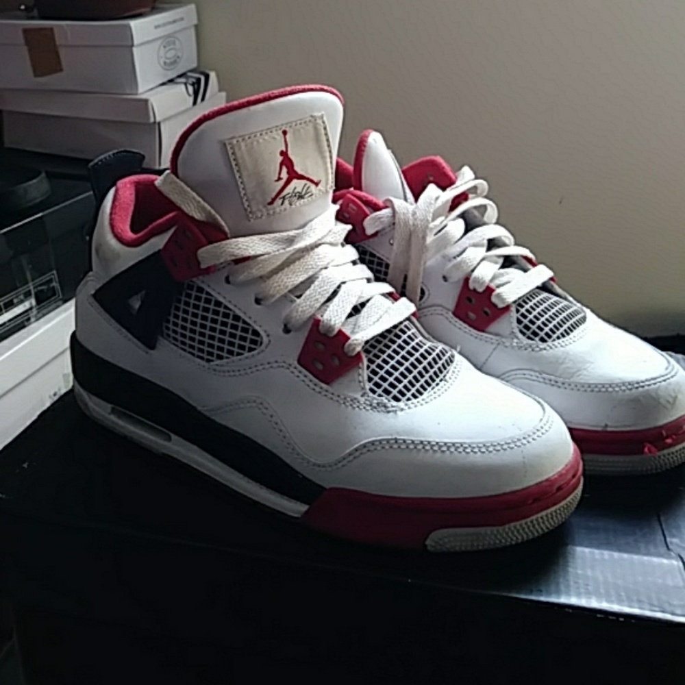 100% authentic Jordans