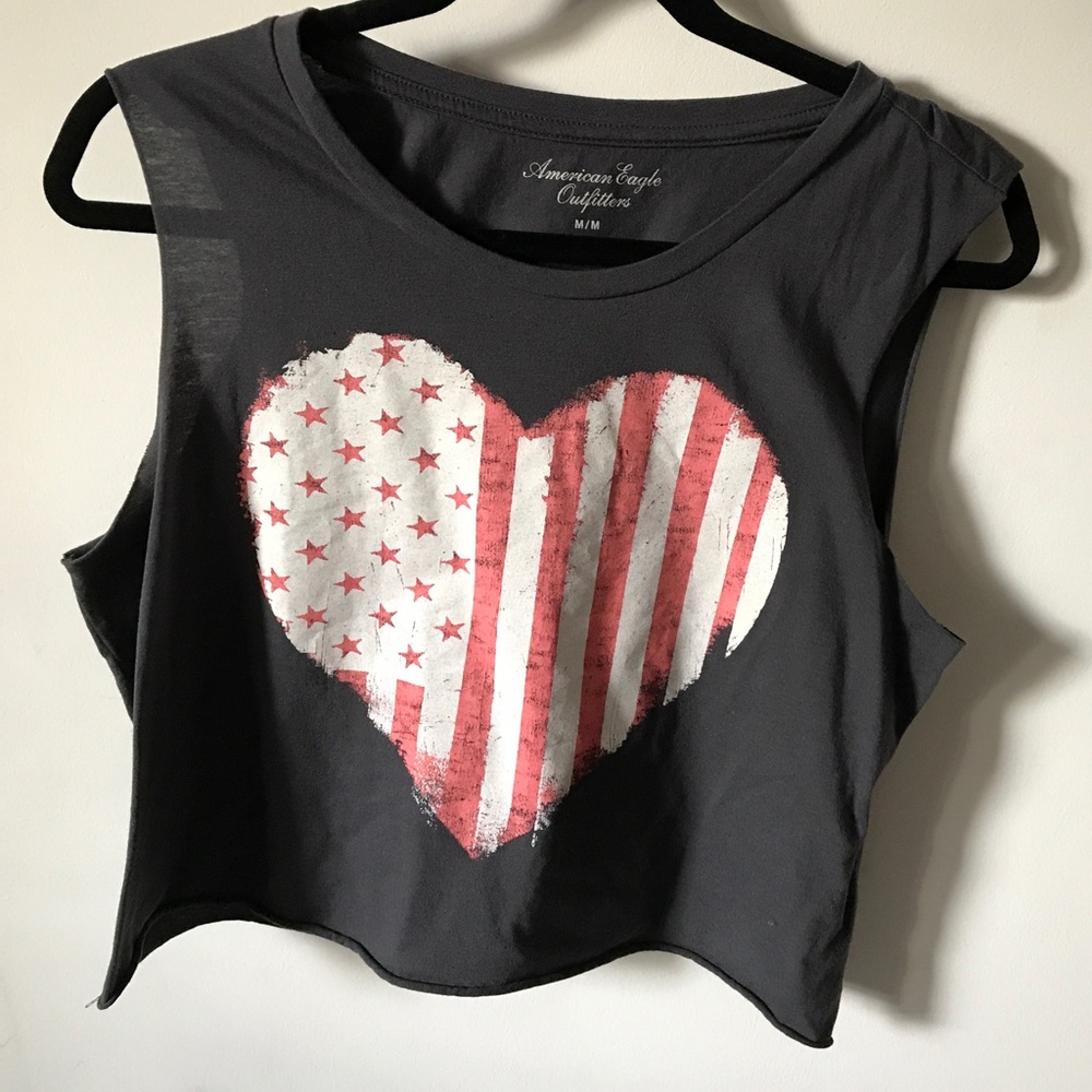 American Eagle Cropped tee