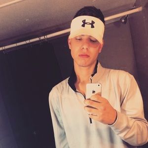 Meet your Posher, Justin