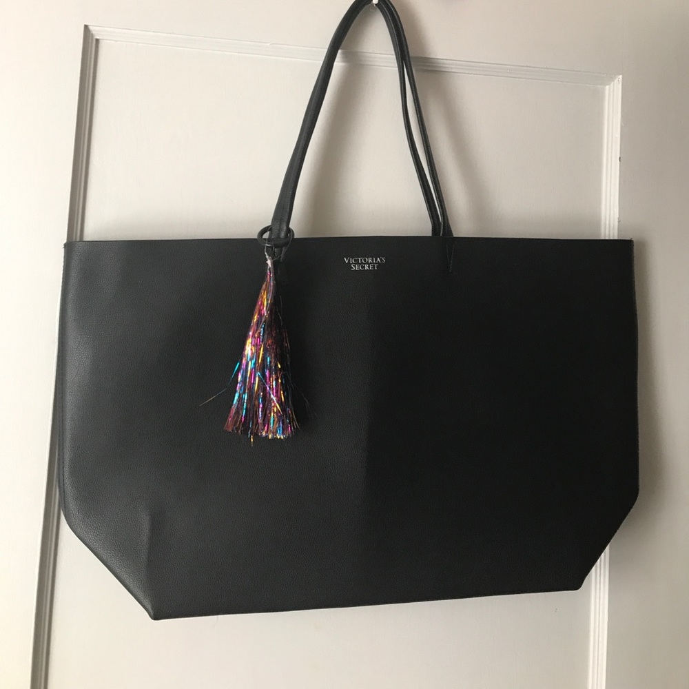 NWT VS tote 💕