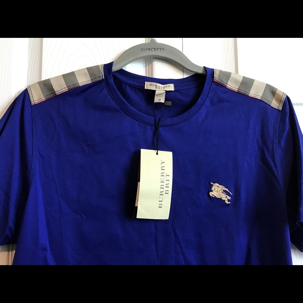 New with tag Burberry t-shirt