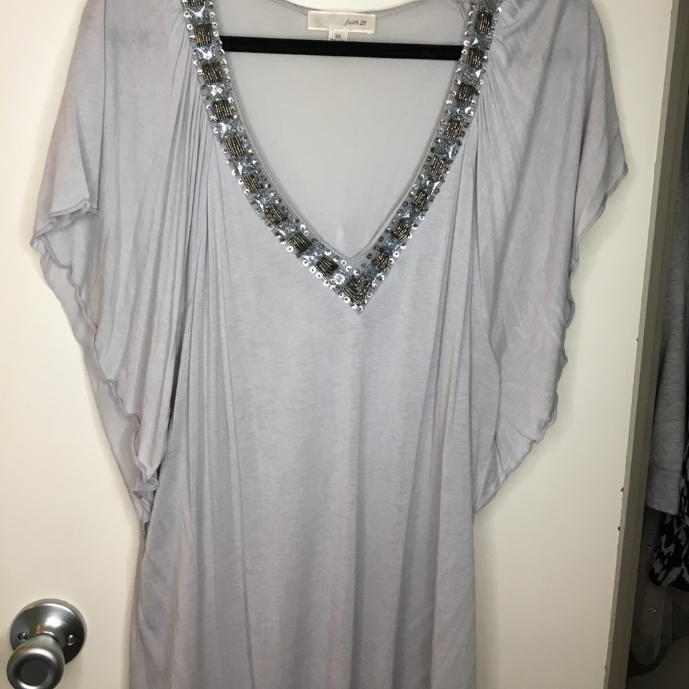 💎Jeweled Neck Line Top💎