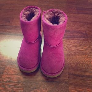 uggs toddler size 9