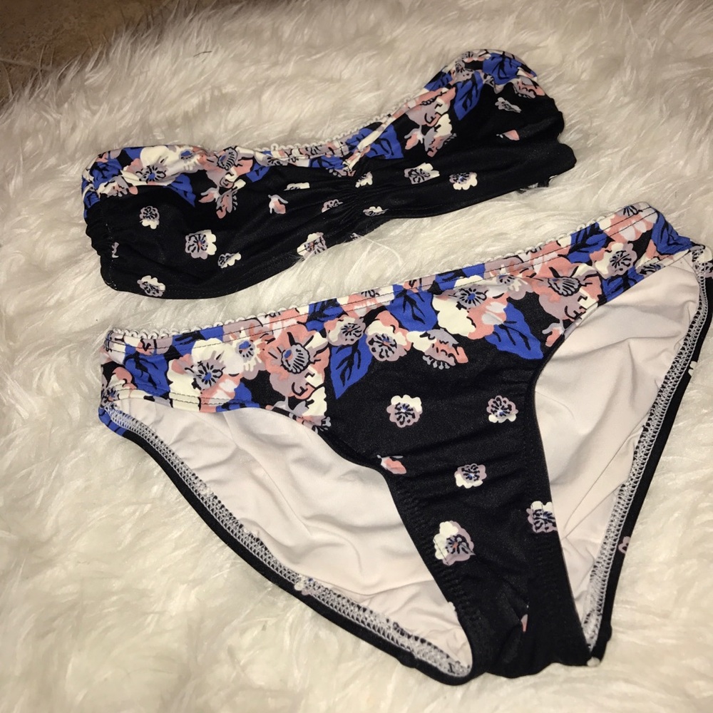JUICY COUTURE bathing suit