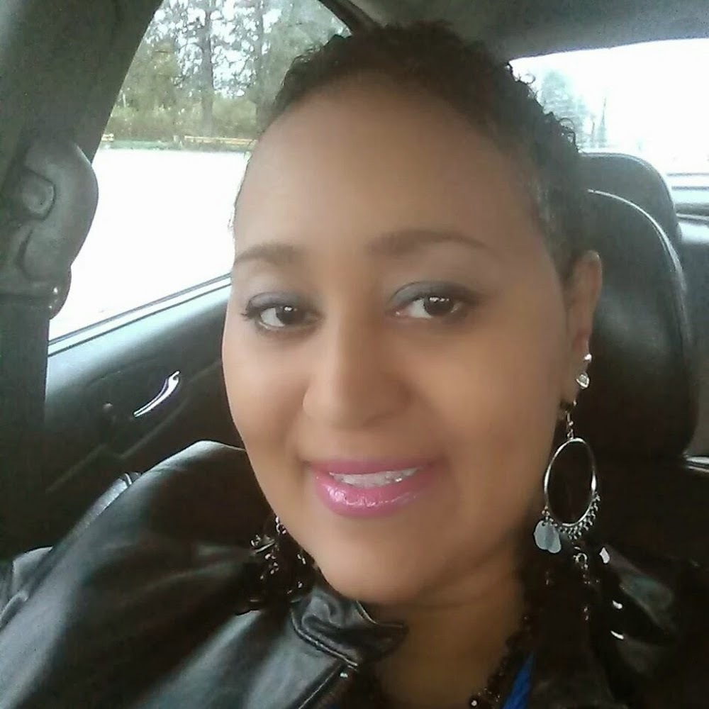 Meet your Posher, Denise a