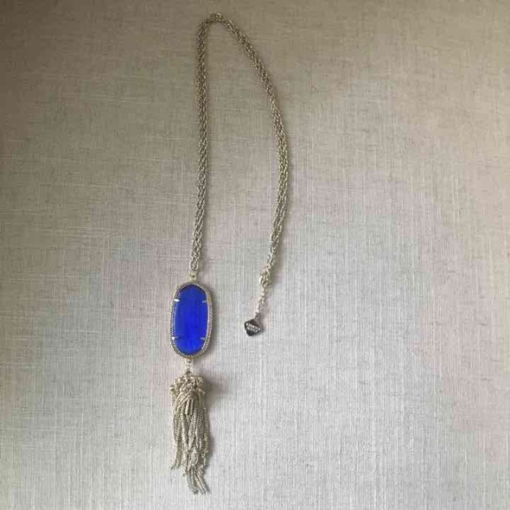 Kendra Scott necklace