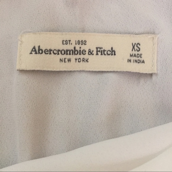 A&F Criss Cross Cami - Picture 3 of 4