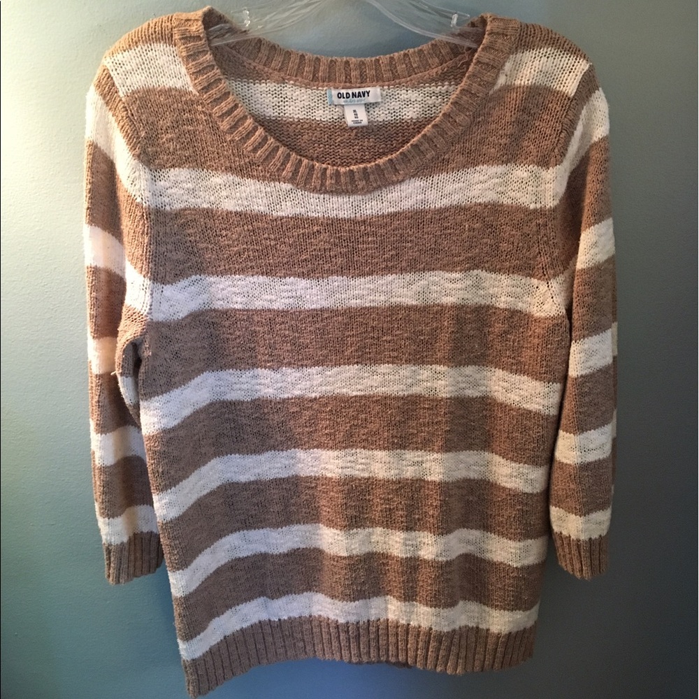 Striped 3/4 length sleeve sweater