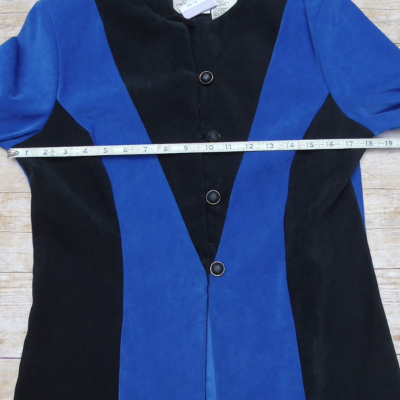 EUC vintage blue and black suede like blazer - Picture 4 of 6