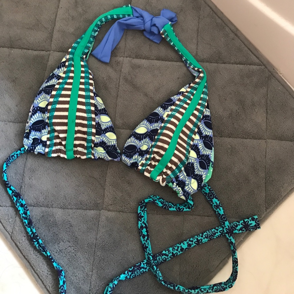 EUC MAAJI BIKINI TOP REVERSIBLE