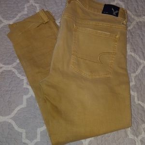 YELLOW JEANS