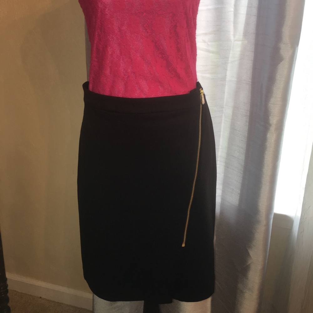 Black skirt