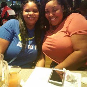 Meet your Posher, Antionette