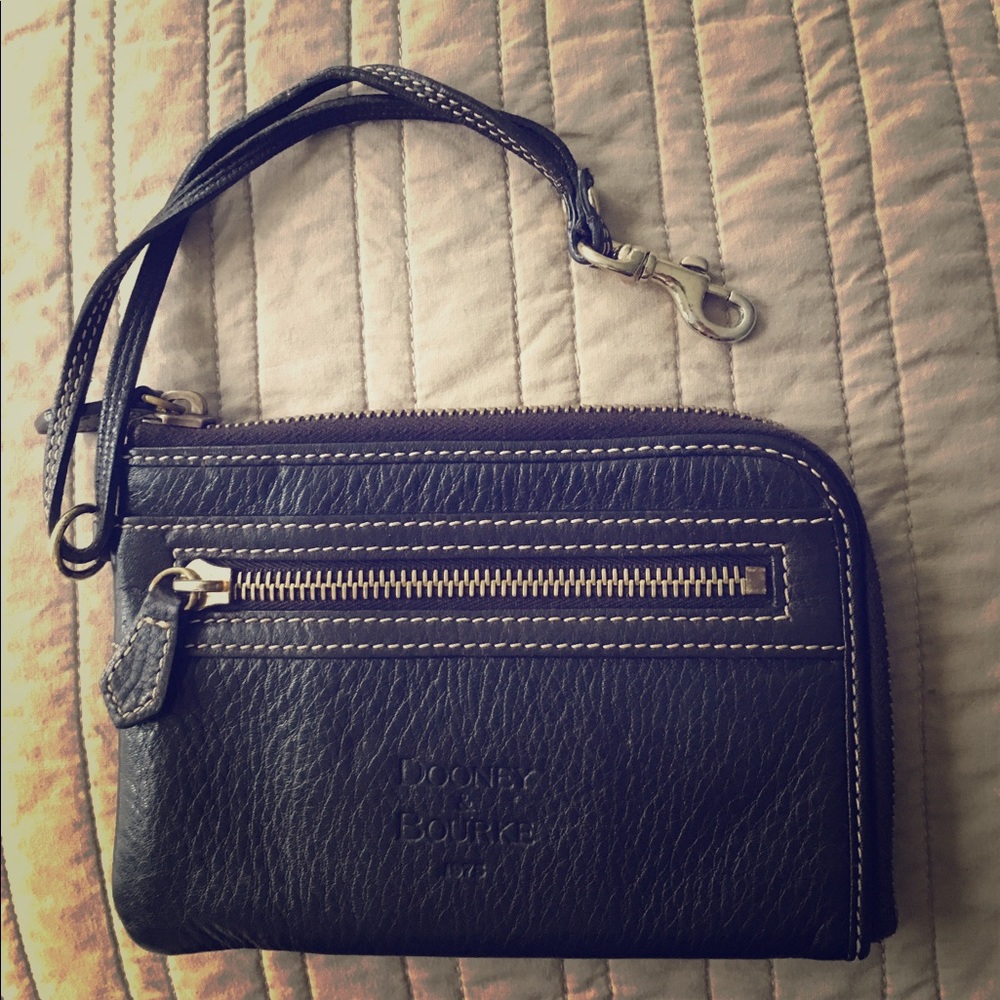 Dooney and Bourke wristlet wallet