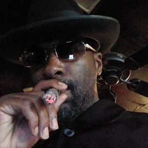 Meet your Posher, Harvey