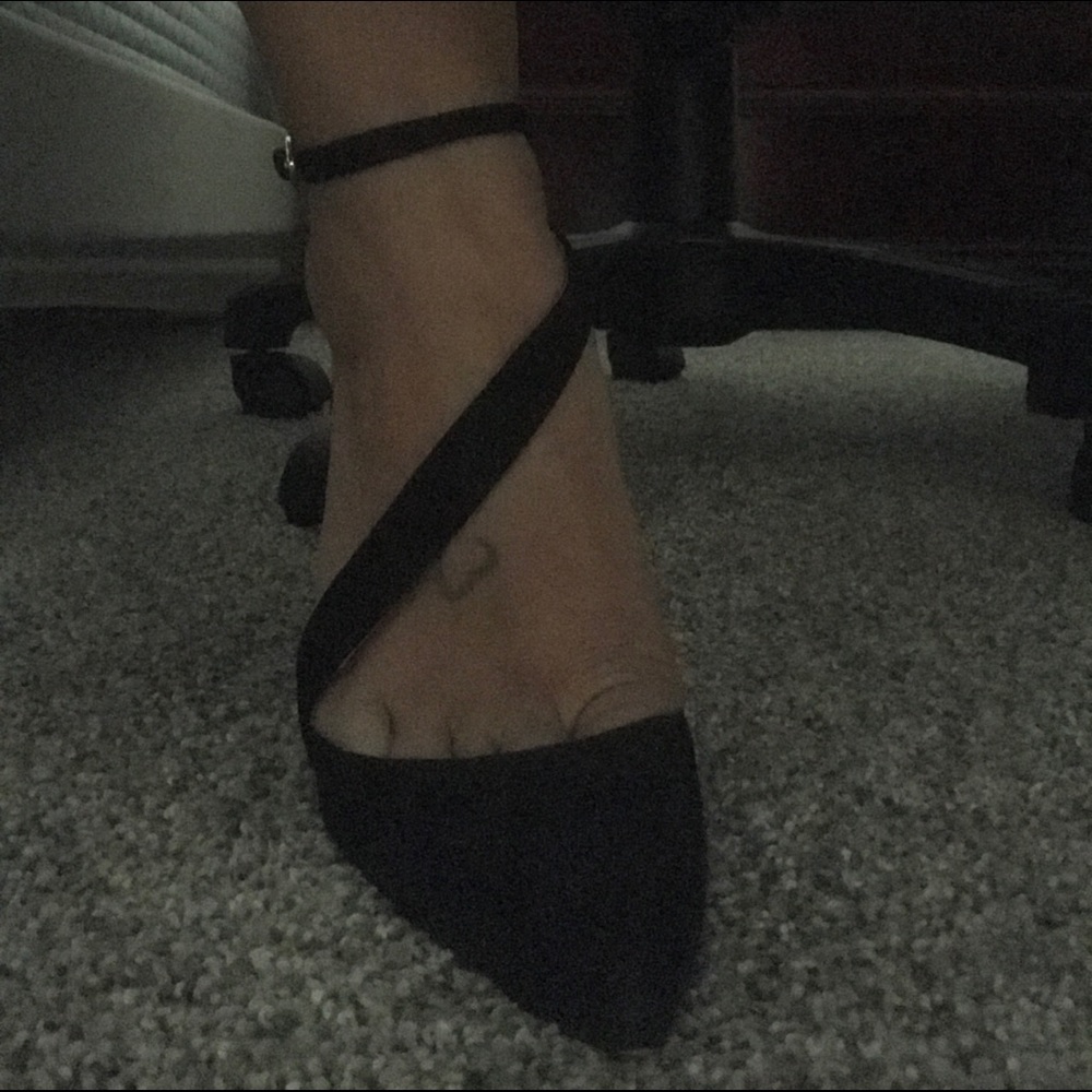 Jessica Simpson black suede heels