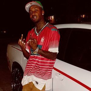 Meet your Posher, Dennis