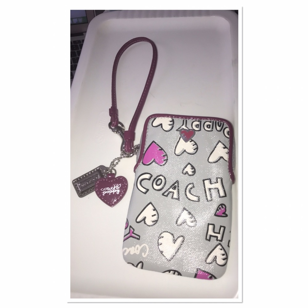 Coach Poppy Wristlet