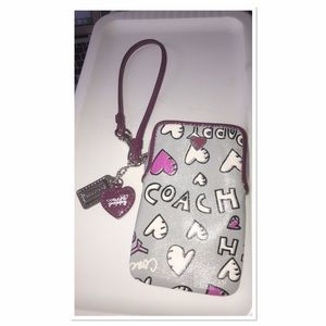 Coach Poppy Wristlet