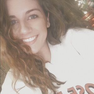 Meet your Posher, Alison