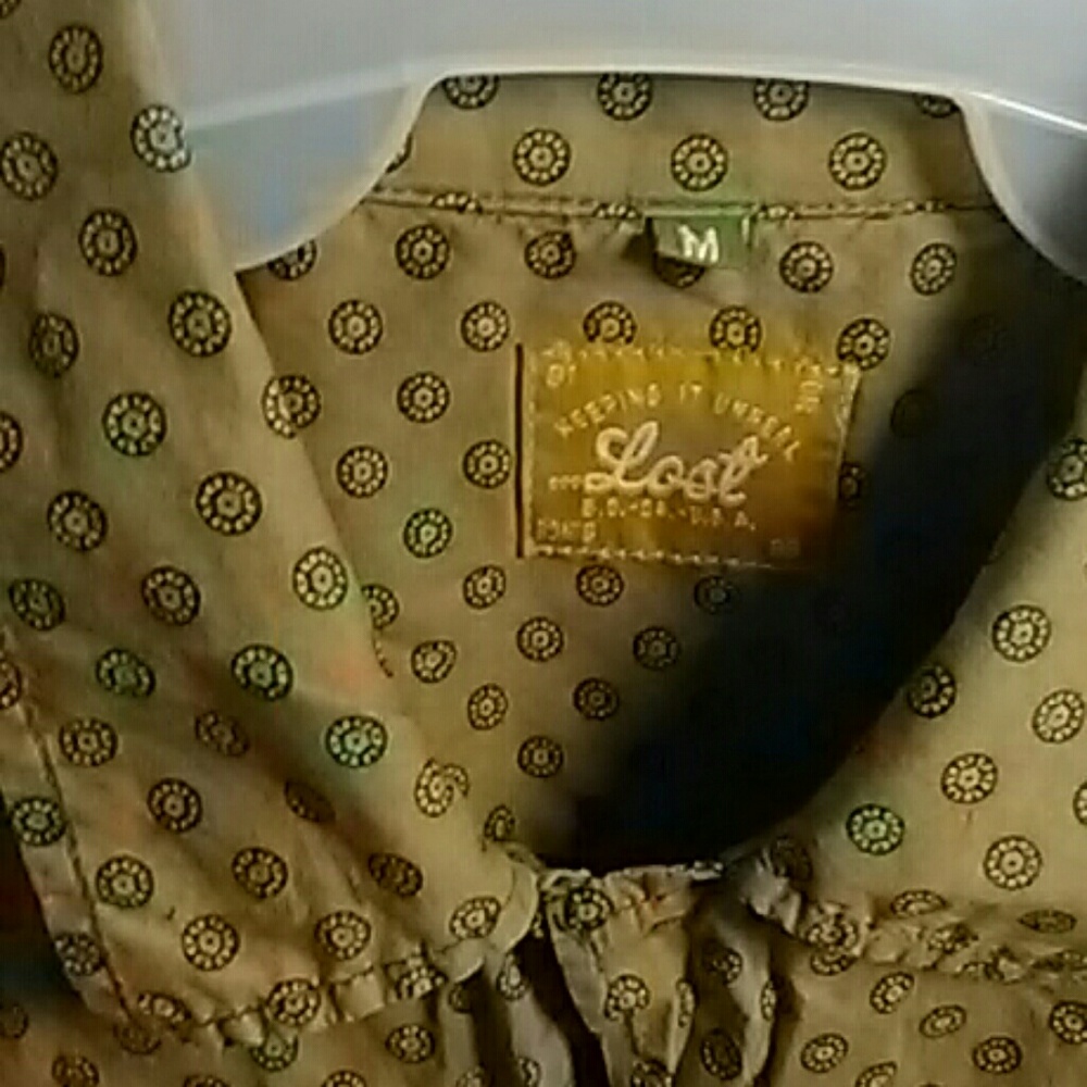 Shirt - Picture 2 of 3