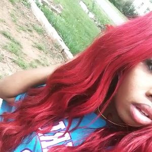 Meet your Posher, Simoné