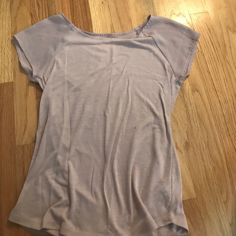 American Eagle Flowy Tshirt