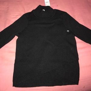 Kendall+Kylie Pacsun black sweater