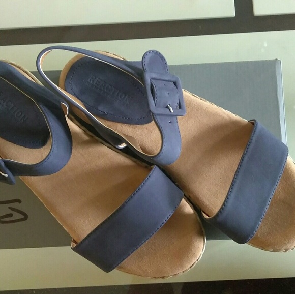 Women's shoes - Picture 2 of 4