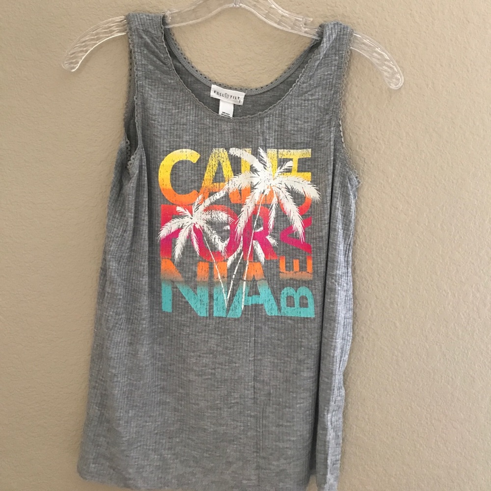 Tillys "California beach" ribbed gray tank