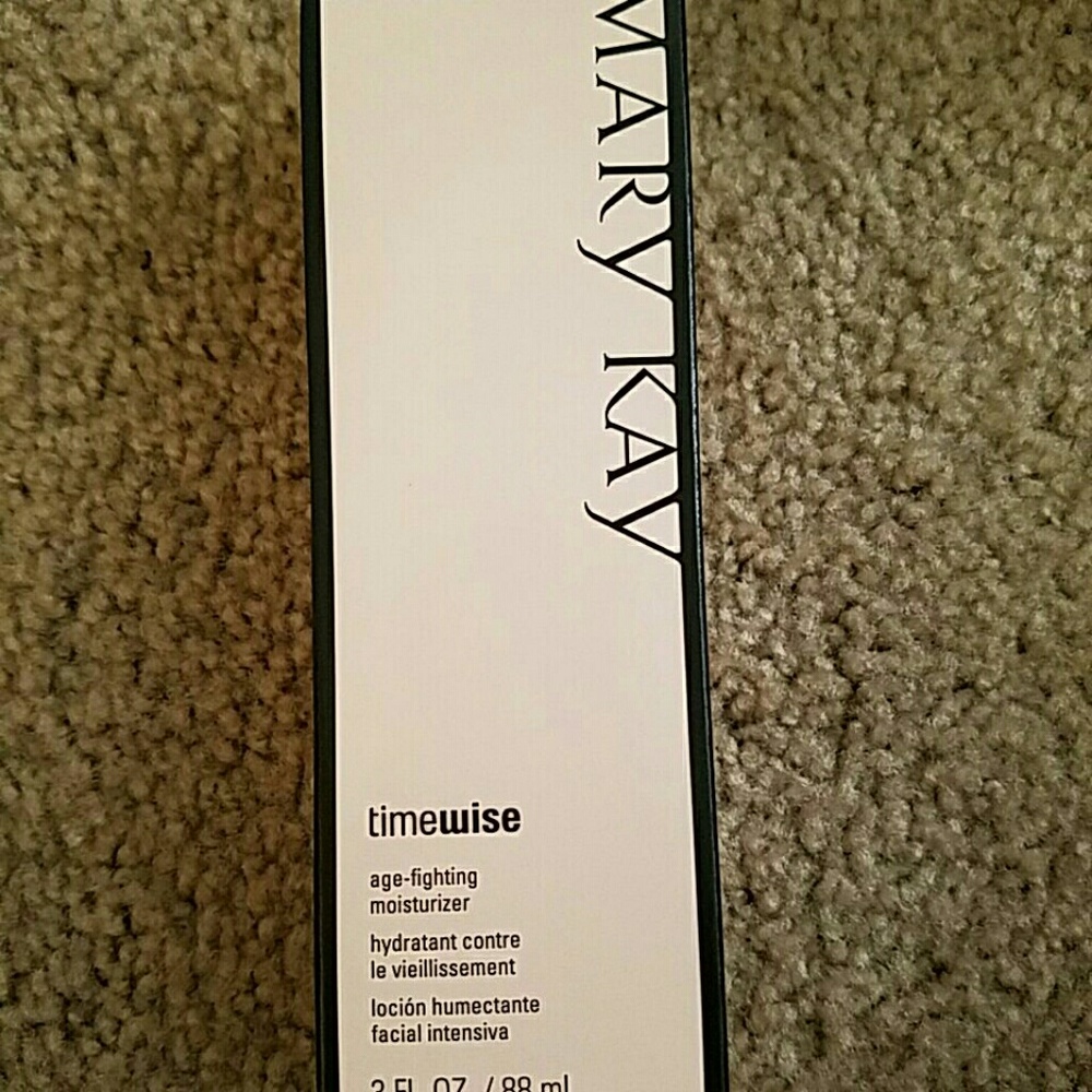 Mary kay age fighting moisterizer