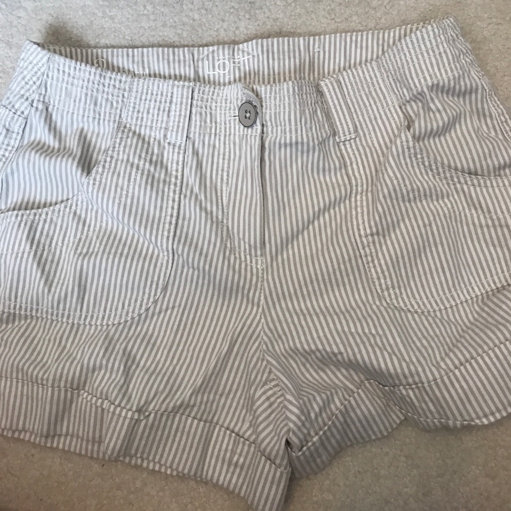 Size 2 Loft White and Creme striped shorts