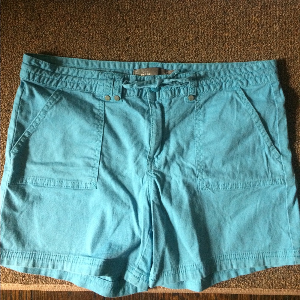 Prana Tess Short GUC! Blue size 8