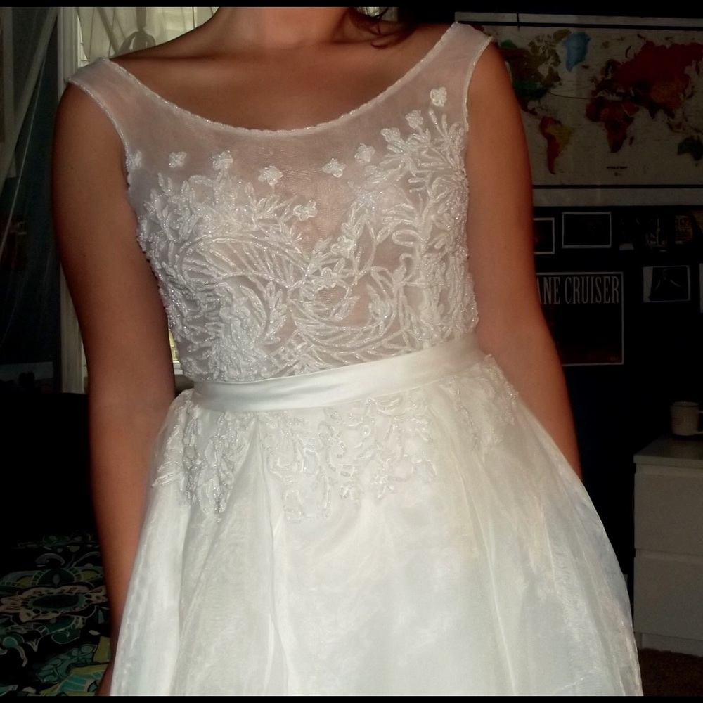 White Prom/Wedding Dress